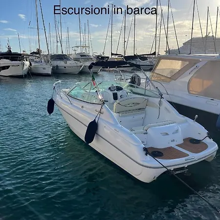 La Maison De Medea アパート プルサーノ